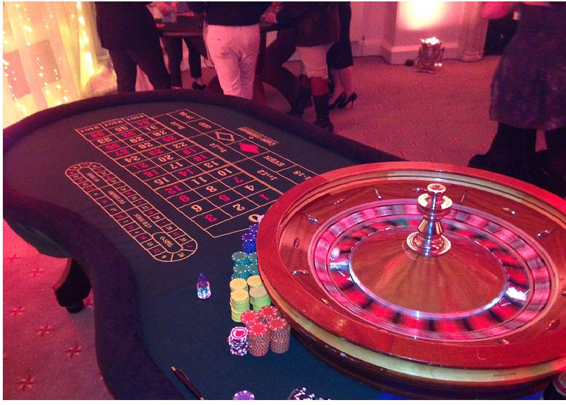 Casino party کیسینو میں بکراٹکھیلیں